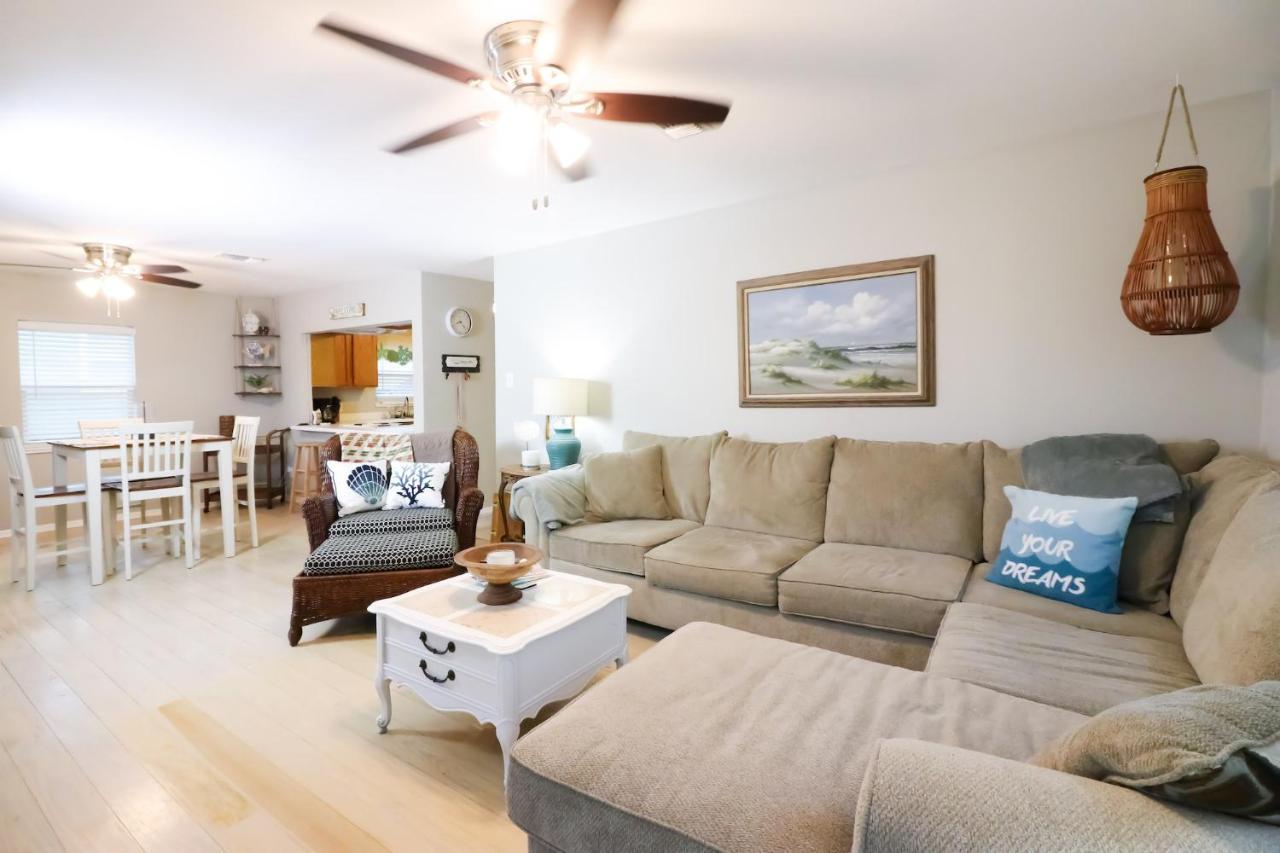 Sunny Daze Walk To Beach 2 Decks Pet Friendly Has A Mini Bar Galveston Zewnętrze zdjęcie
