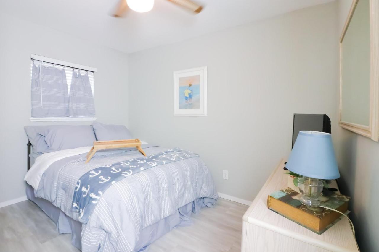 Sunny Daze Walk To Beach 2 Decks Pet Friendly Has A Mini Bar Galveston Zewnętrze zdjęcie