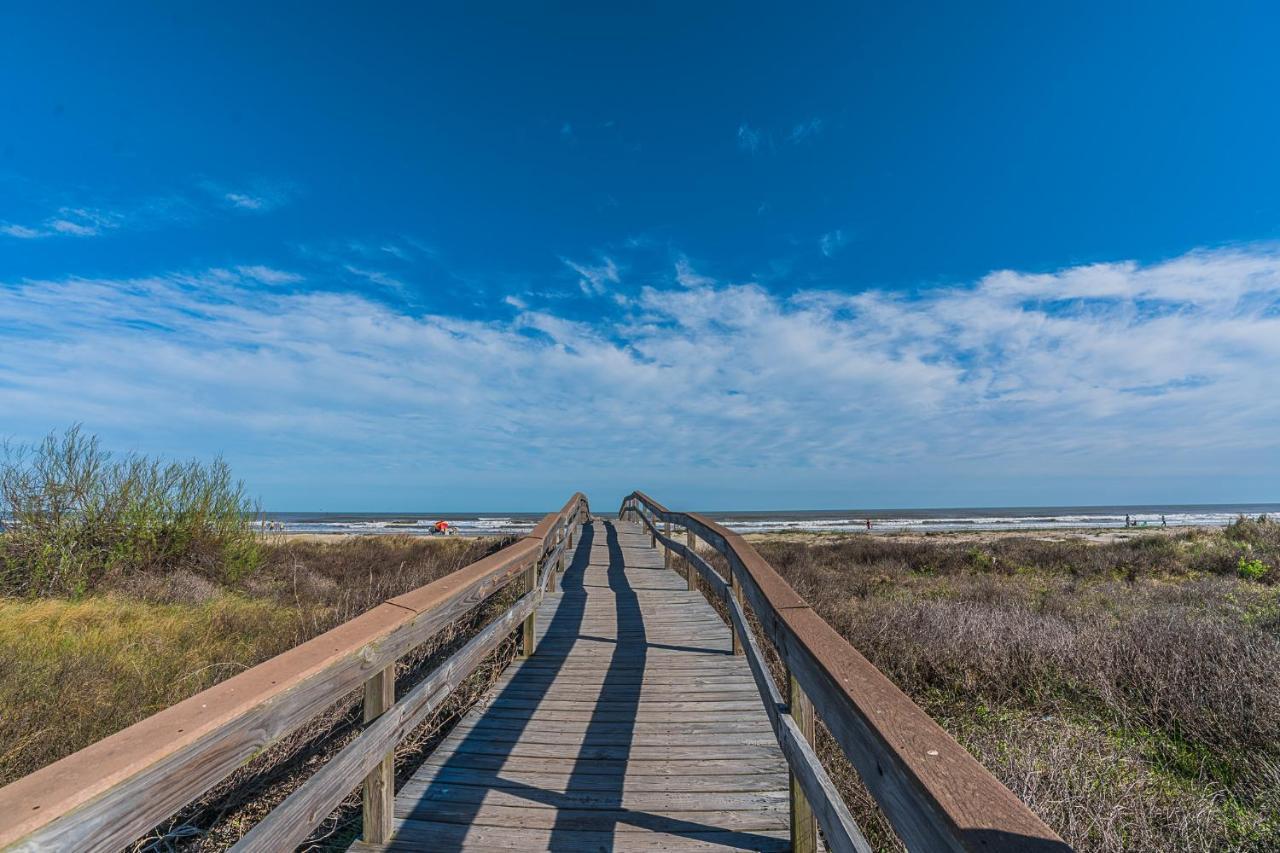 Sunny Daze Walk To Beach 2 Decks Pet Friendly Has A Mini Bar Galveston Zewnętrze zdjęcie