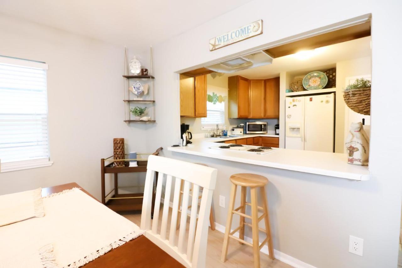 Sunny Daze Walk To Beach 2 Decks Pet Friendly Has A Mini Bar Galveston Zewnętrze zdjęcie